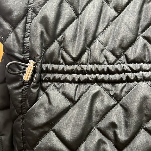 Croft & Barrow zipped vest - Picture 6 of 8